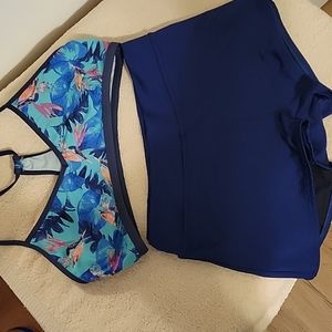 Carve Stinson top M Venus shorts 6